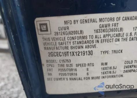 1999 Chevrolet Silverado 1500 Ls z USA, uszkodzony, nr VIN 2GCEC19T1X1219130